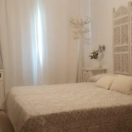 Πανσιόν Fonda Felip *